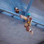 Abseilen van de Julianabrug op Curacao