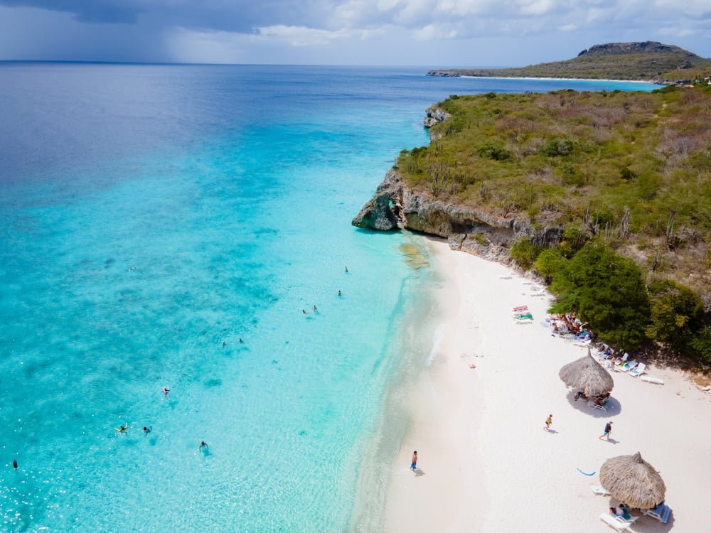 Luchtfoto strand Cas Abou Curacao